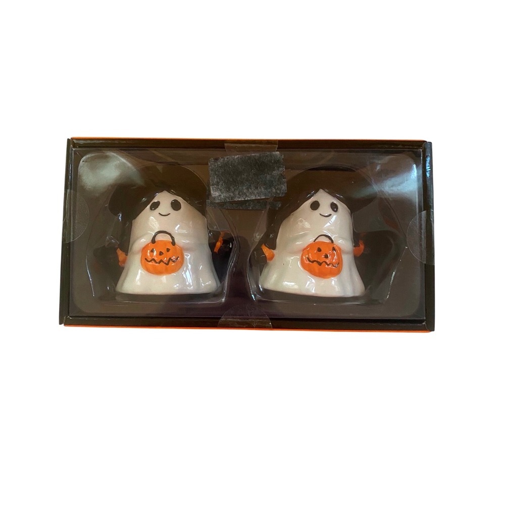 Jack O' Lantern Lane Halloween Ghost Salt and Pepper Shaker Set Ceramic White